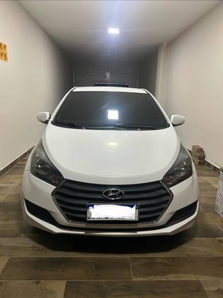 HYUNDAI HB20 1.0 COMFORT PLUS 12V FLEX 4P MANUAL HYUNDAI HB20 1.0 COMFORT PLUS 12V FLEX 4P MANUAL